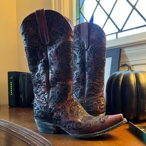 Old Gringo Ladies 7.5M gently worn boots